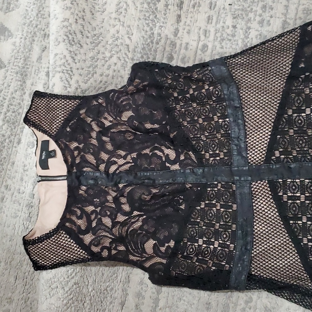 Black and nude overlay lace mini dress L / LG - Picture 3 of 10